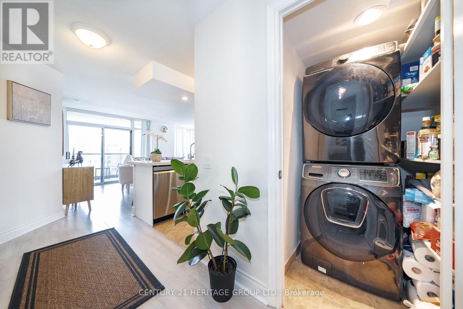 1111 - 10 Northtown Way, Toronto, Ontario  M3H 5S9 - Photo 38 - C12977536