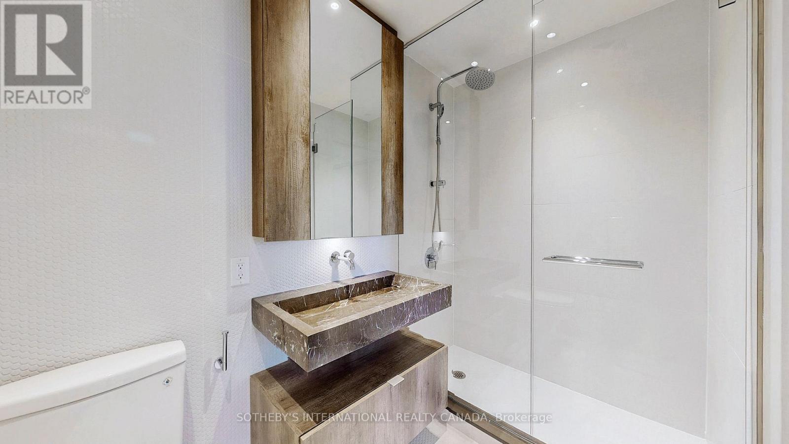 1010 - 11 Yorkville Avenue, Toronto, Ontario  M4W 1L2 - Photo 19 - C12977552