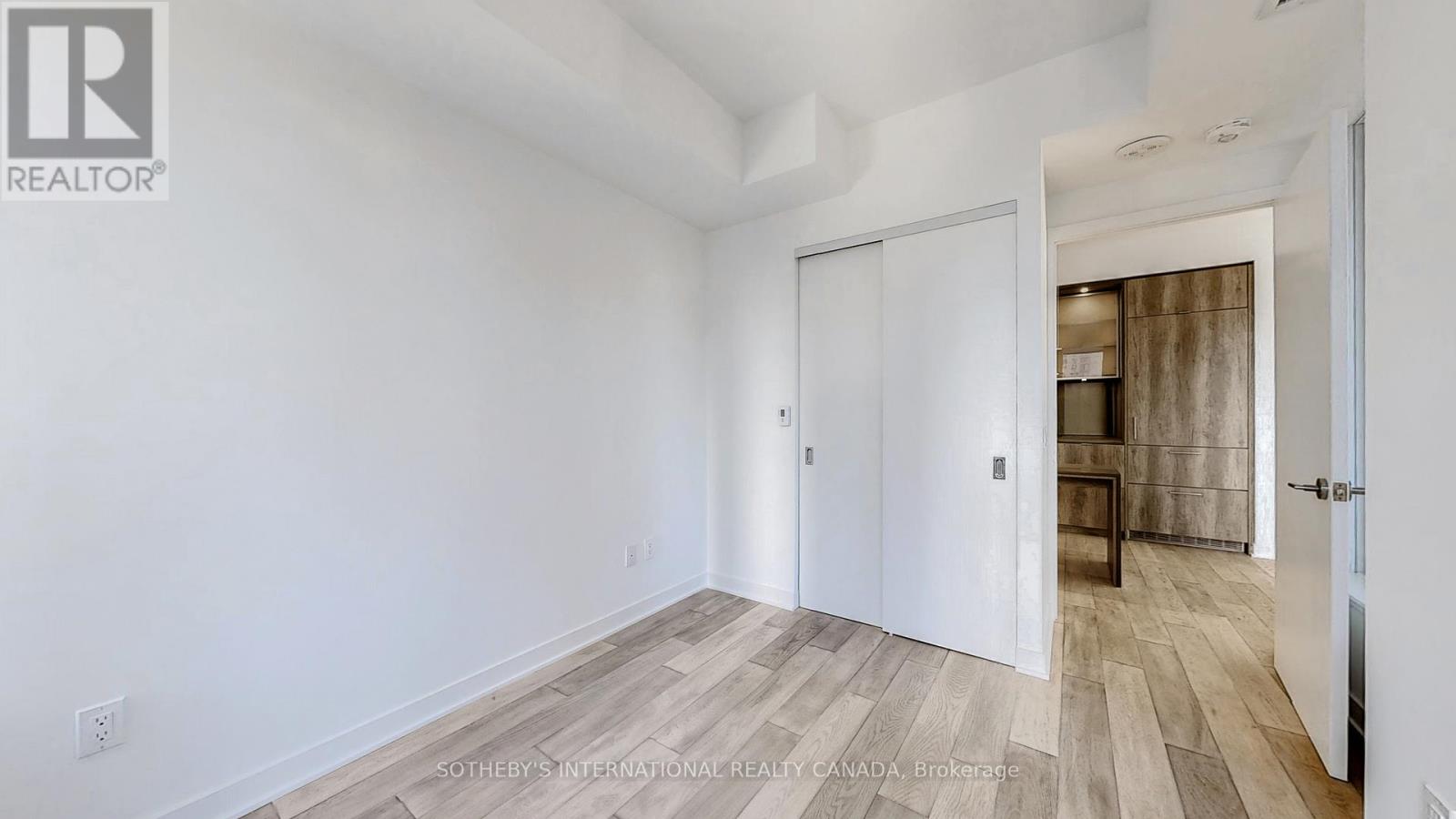 1010 - 11 Yorkville Avenue, Toronto, Ontario  M4W 1L2 - Photo 23 - C12977552