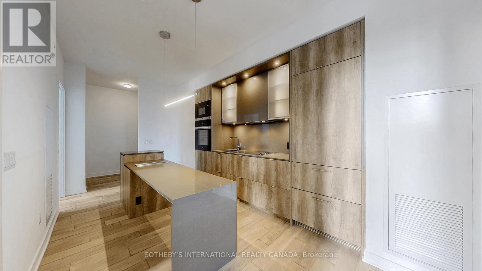 1010 - 11 Yorkville Avenue, Toronto, Ontario  M4W 1L2 - Photo 9 - C12977552