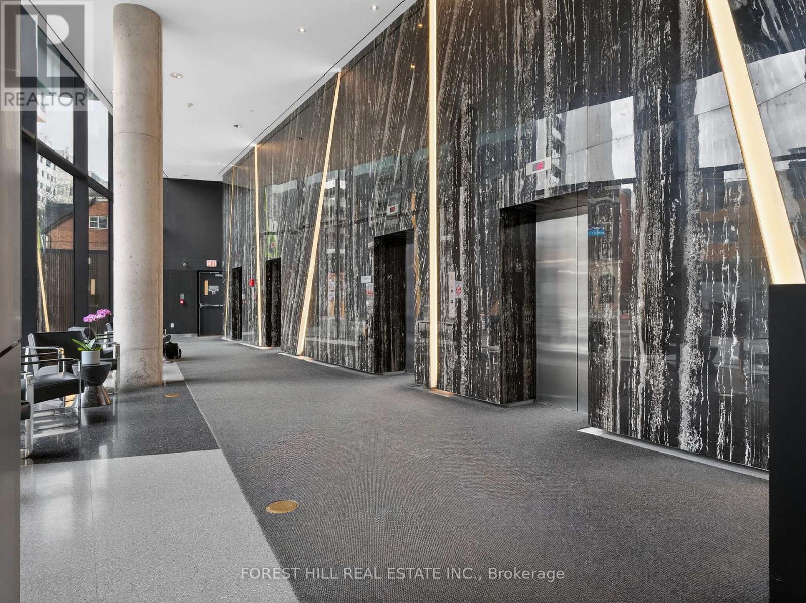 1704 - 125 Peter Street, Toronto, Ontario M5V 0M2 - Photo 21 - C12977604