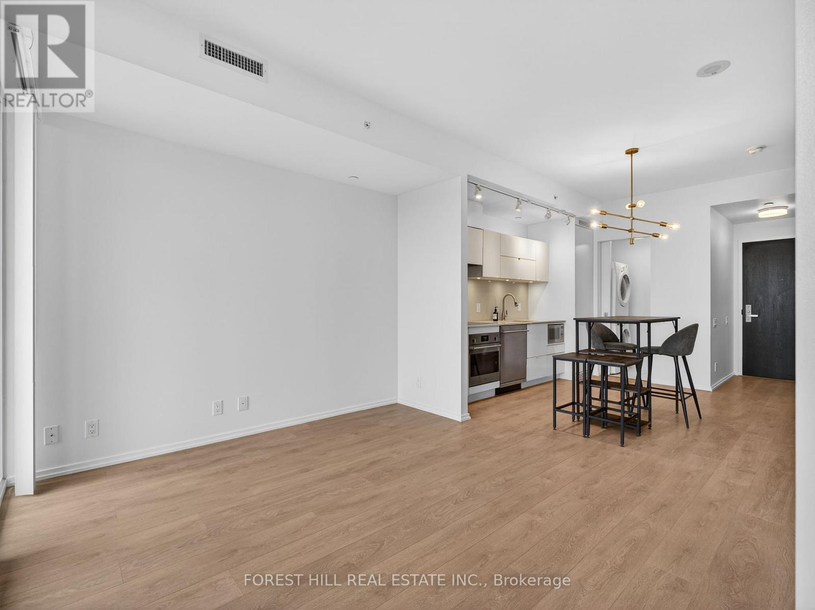 1704 - 125 Peter Street, Toronto, Ontario M5V 0M2 - Photo 7 - C12977604