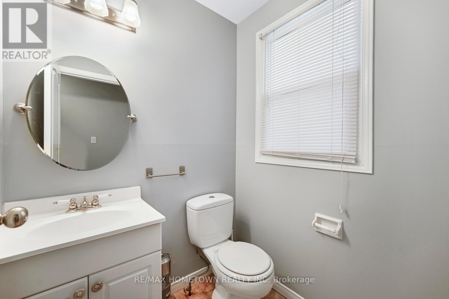 9 - 27 Aldershot Avenue, Brockville, Ontario  K6V 2P7 - Photo 7 - X12641554