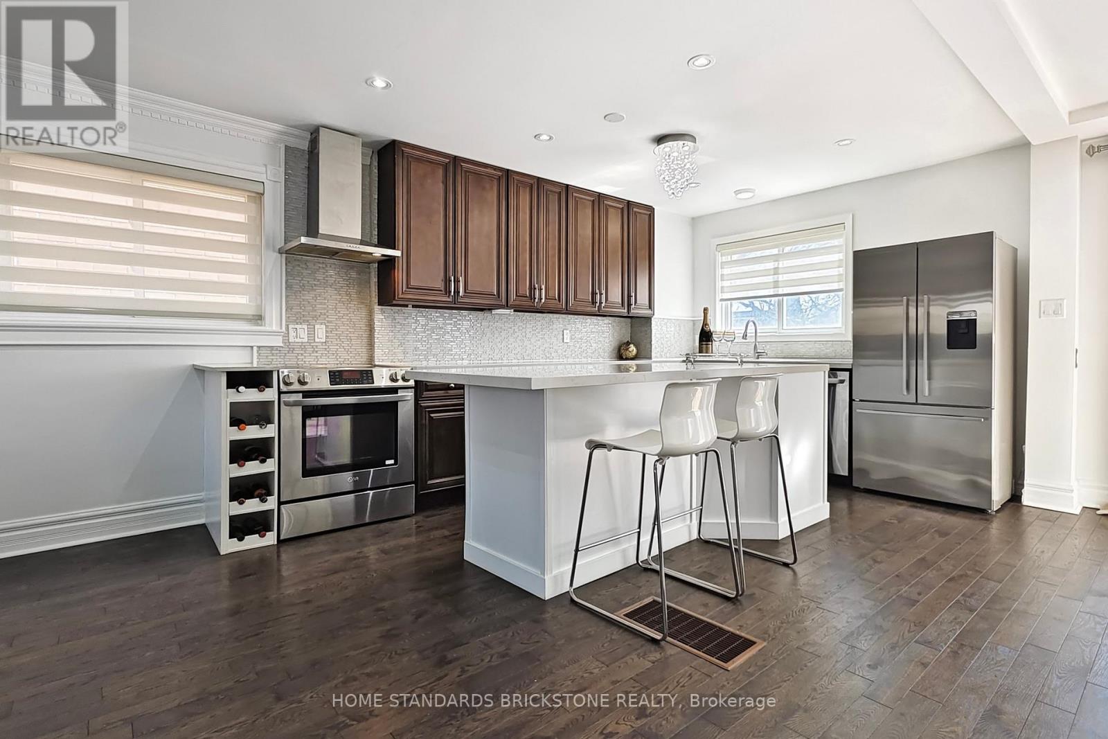 21 Pretoria Avenue, Toronto, Ontario  M4K 1T2 - Photo 10 - E12977372