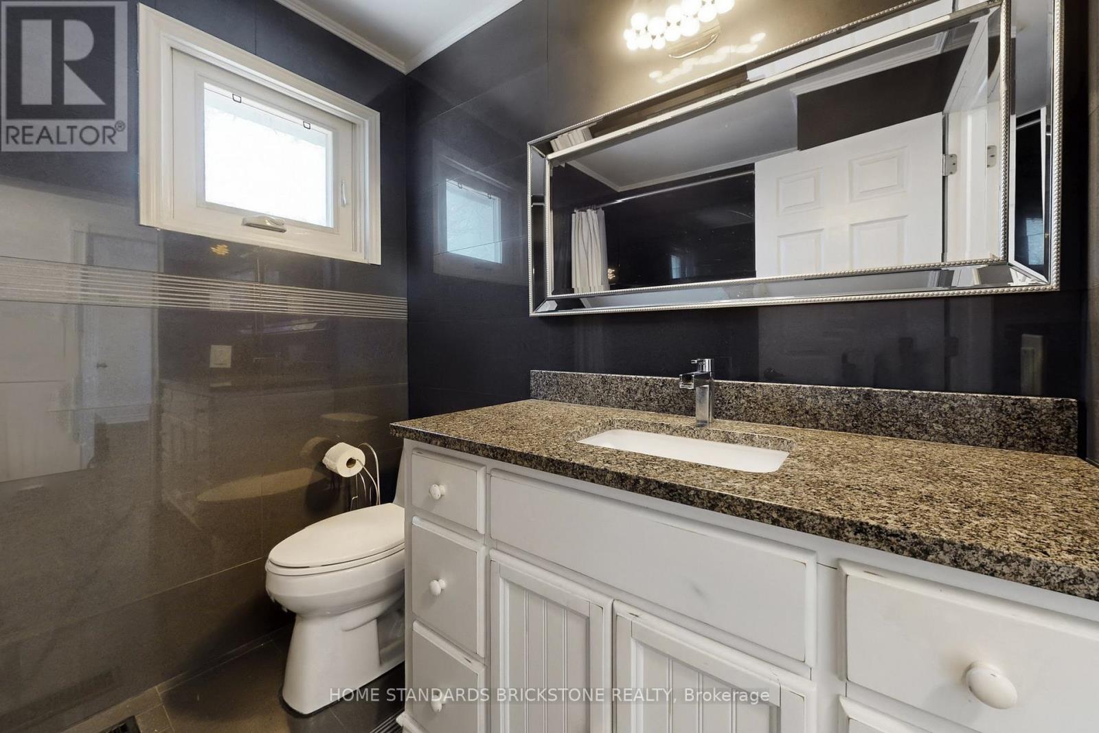 21 Pretoria Avenue, Toronto, Ontario  M4K 1T2 - Photo 26 - E12977372