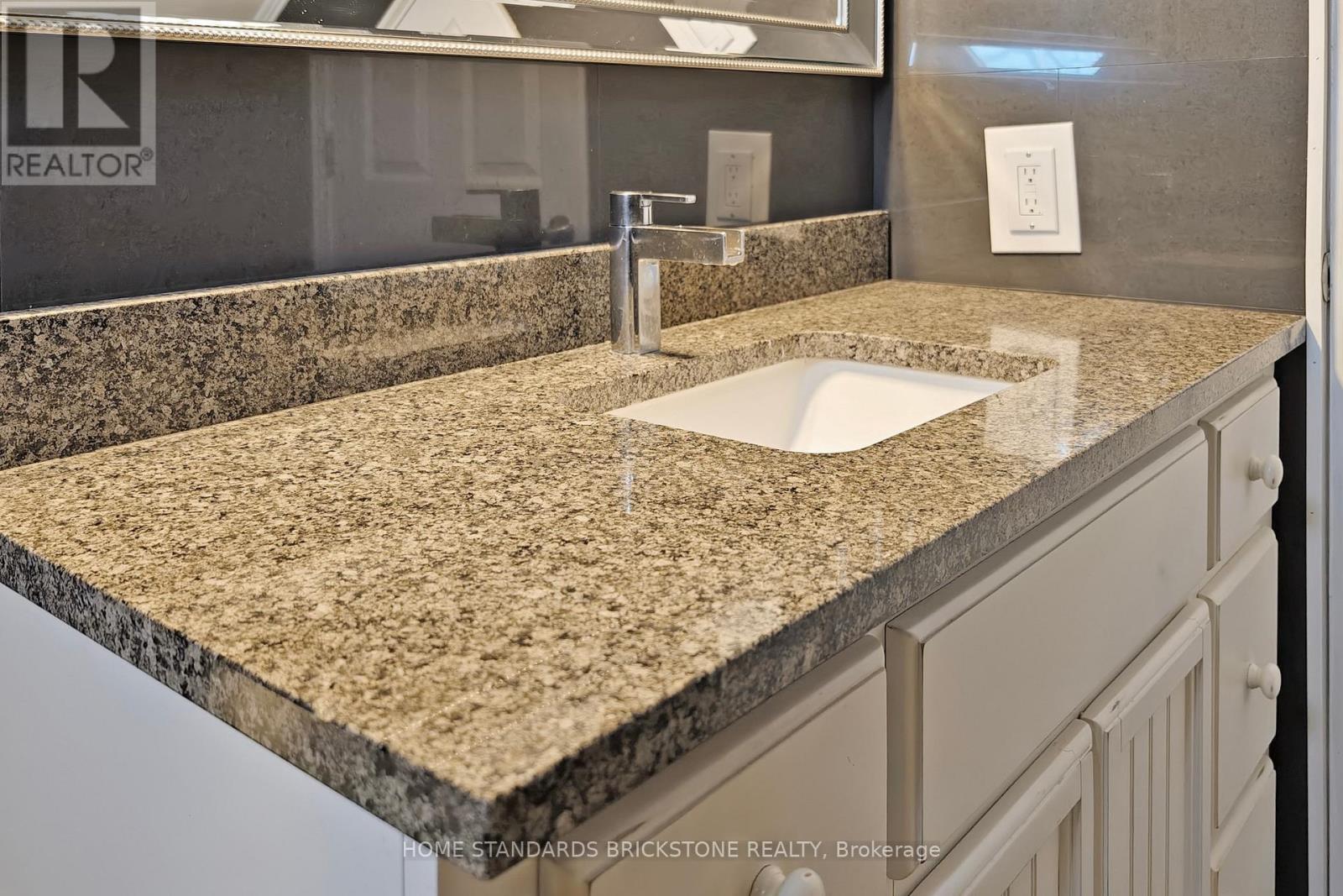 21 Pretoria Avenue, Toronto, Ontario  M4K 1T2 - Photo 29 - E12977372