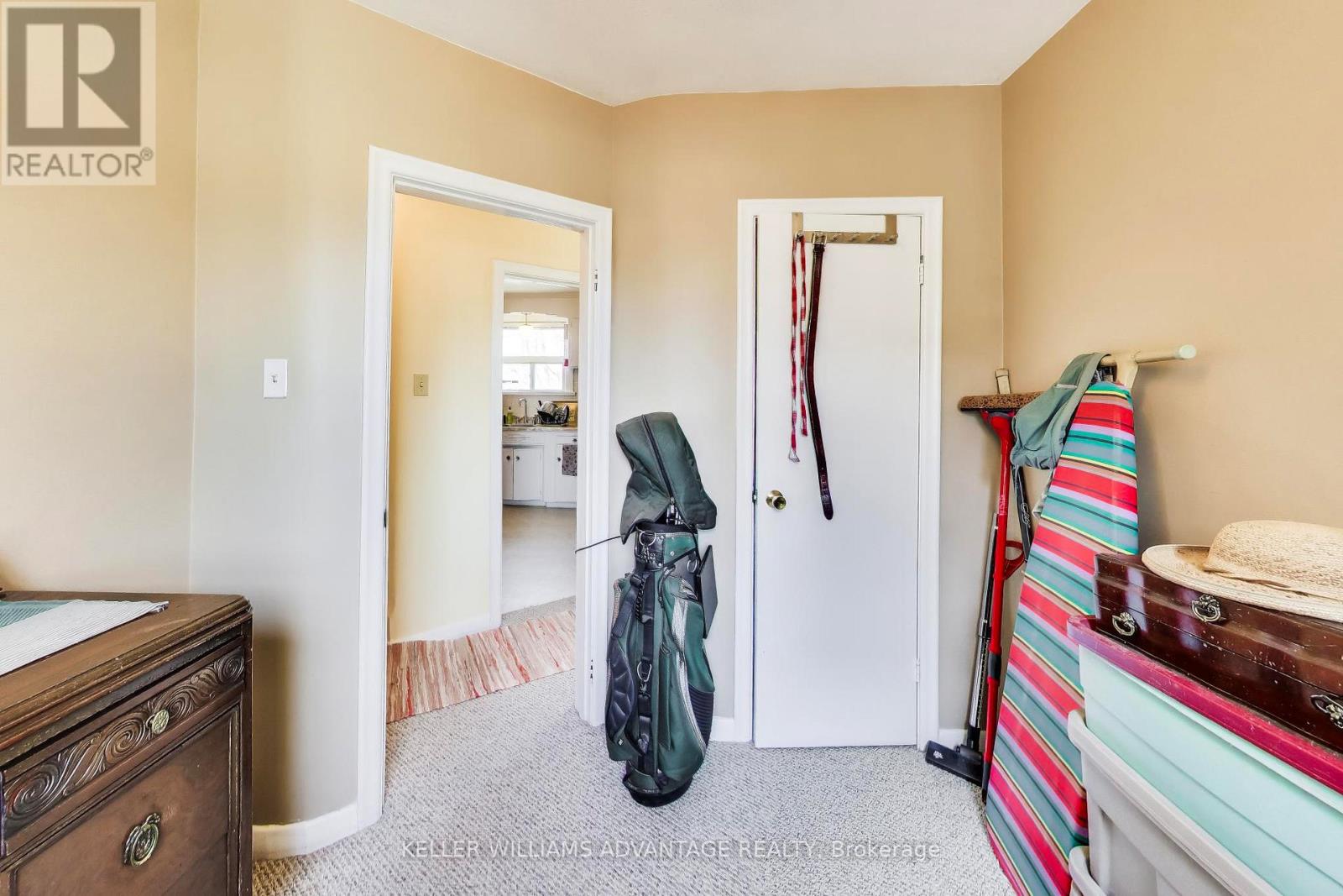 270 Glebemount Avenue, Toronto, Ontario  M4C 3T8 - Photo 11 - E12977476