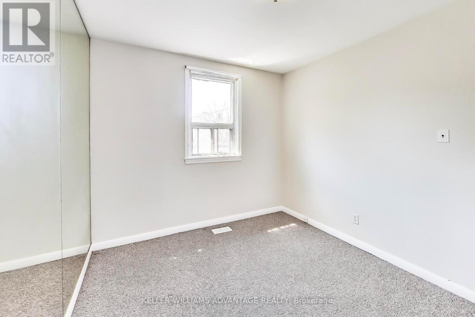 270 Glebemount Avenue, Toronto, Ontario  M4C 3T8 - Photo 19 - E12977476