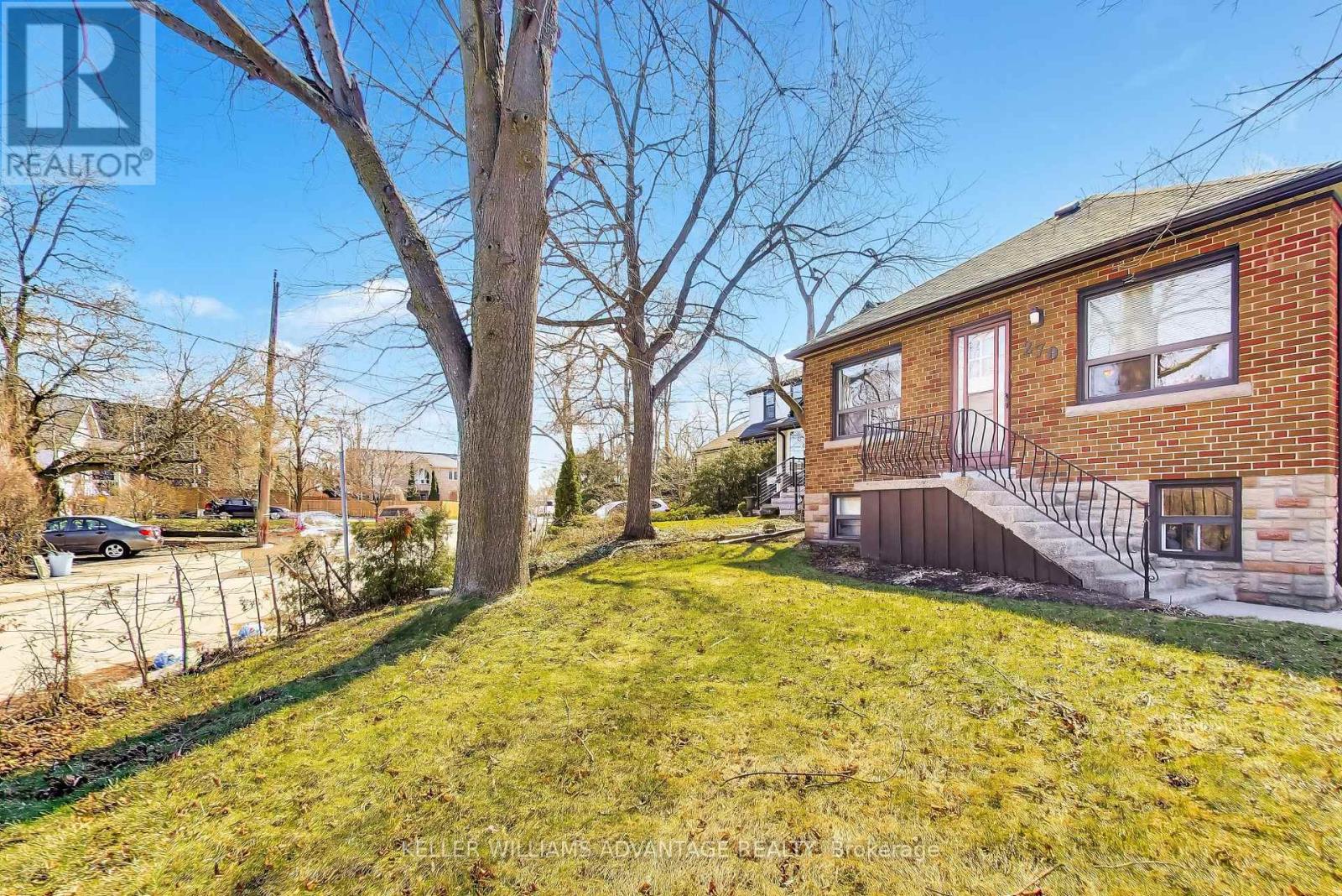 270 Glebemount Avenue, Toronto, Ontario  M4C 3T8 - Photo 2 - E12977512