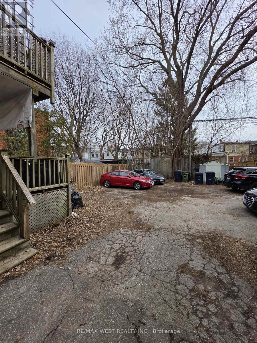 409 Woodbine Avenue, Toronto, Ontario  M4L 3P7 - Photo 29 - E12977514