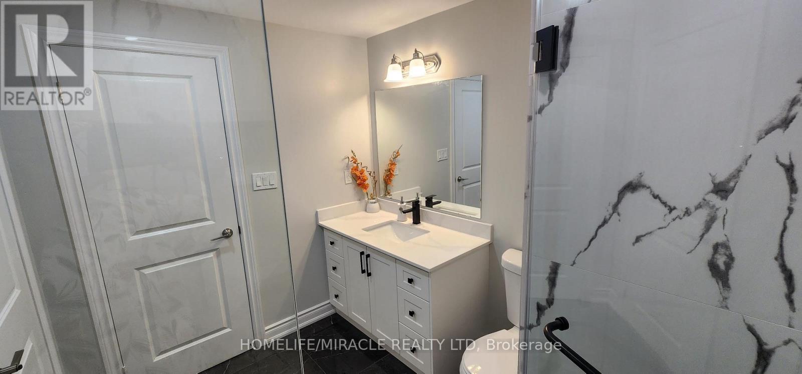 52 Huggins Drive, Whitby, Ontario  L1P 0J5 - Photo 17 - E12977620