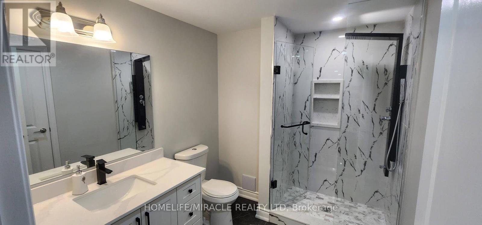 52 Huggins Drive, Whitby, Ontario  L1P 0J5 - Photo 18 - E12977620