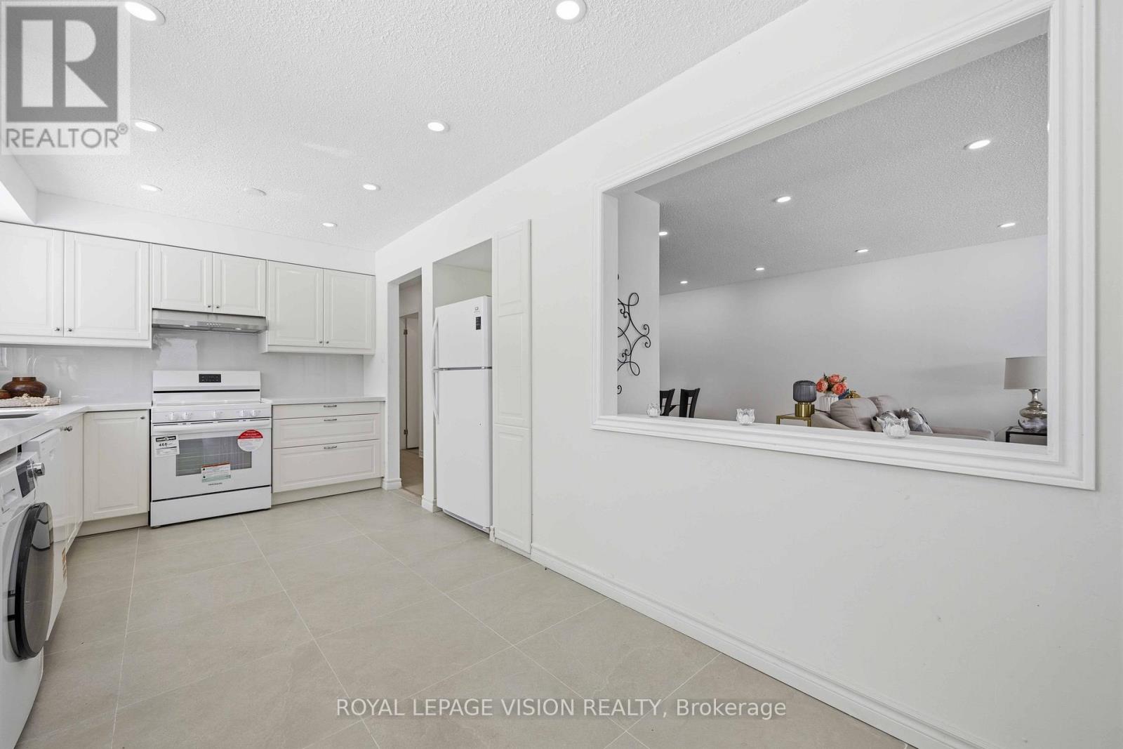 7 Snowhill Crescent, Toronto, Ontario  M1S 3T4 - Photo 14 - E12977678