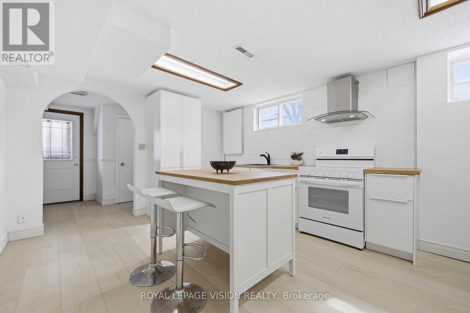 7 Snowhill Crescent, Toronto, Ontario  M1S 3T4 - Photo 32 - E12977678