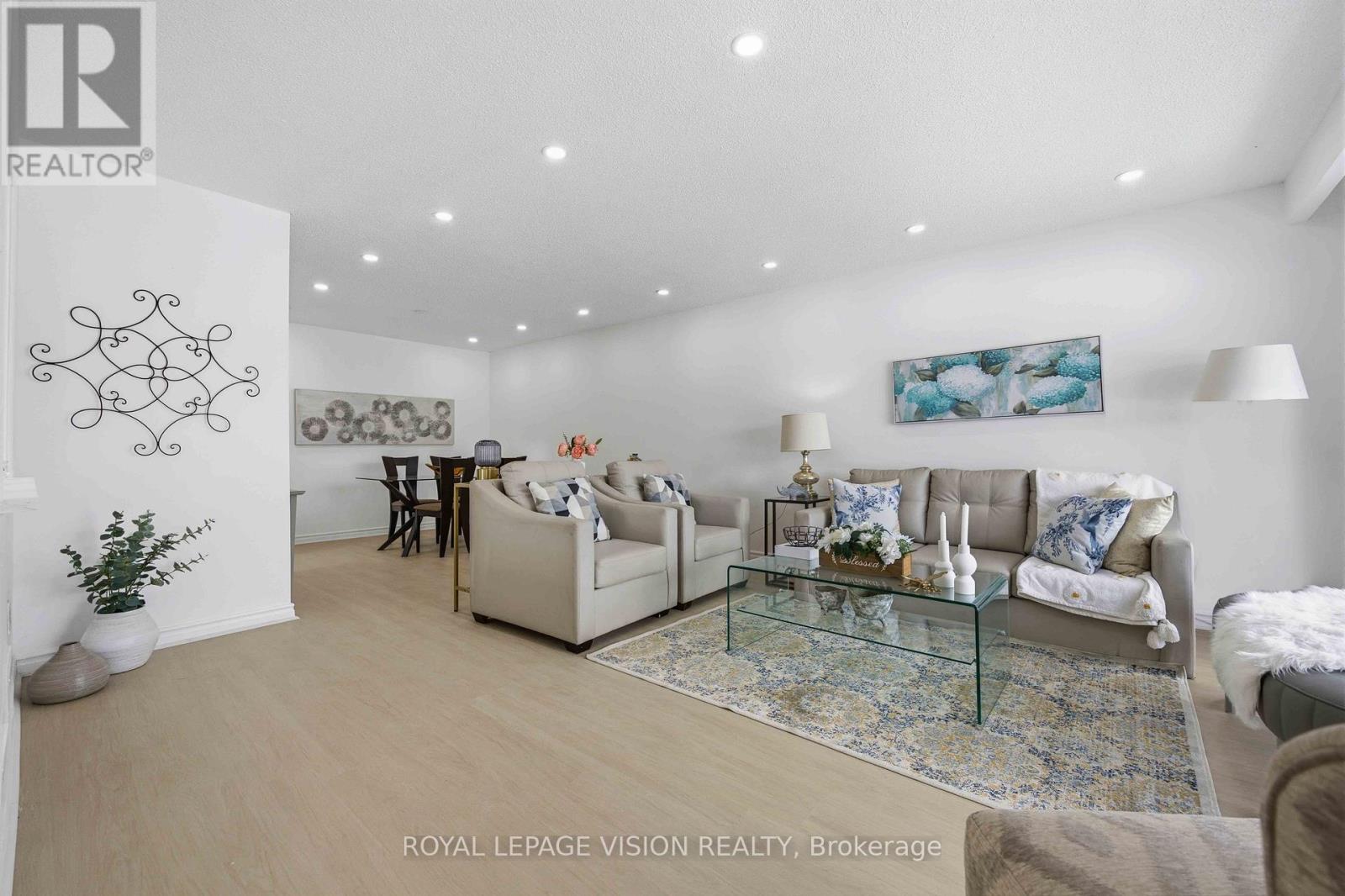 7 Snowhill Crescent, Toronto, Ontario  M1S 3T4 - Photo 5 - E12977678