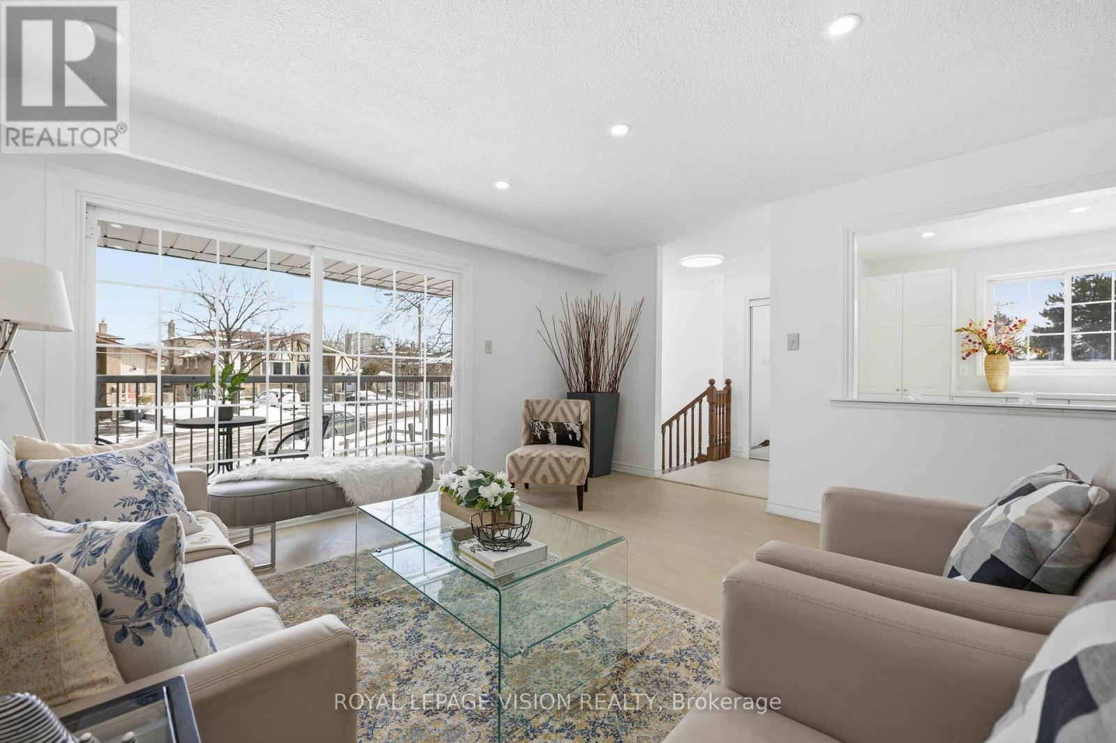 7 Snowhill Crescent, Toronto, Ontario  M1S 3T4 - Photo 8 - E12977678