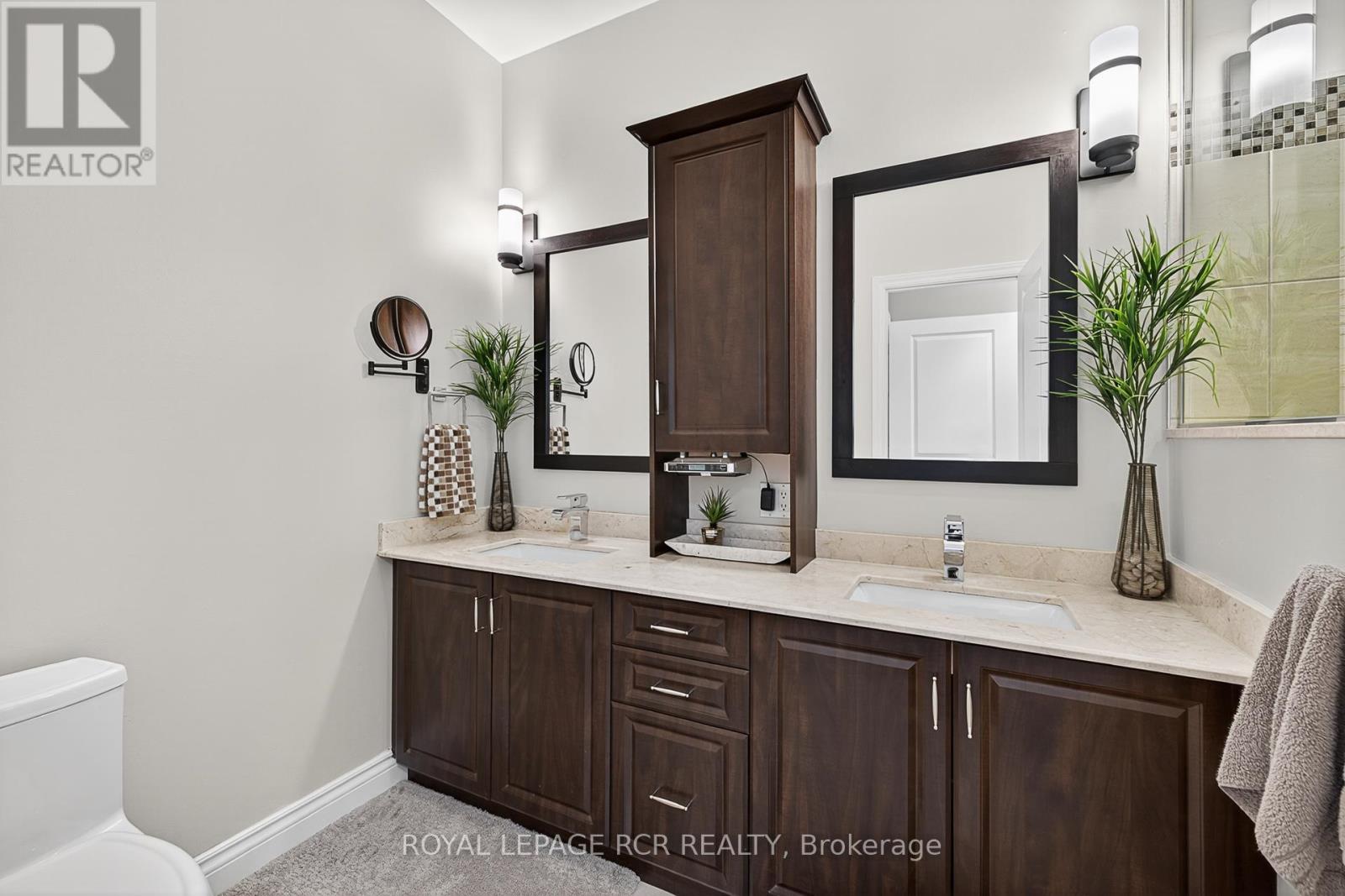 21 Corvinelli Drive, Whitby, Ontario  L1M 0G7 - Photo 17 - E12977712