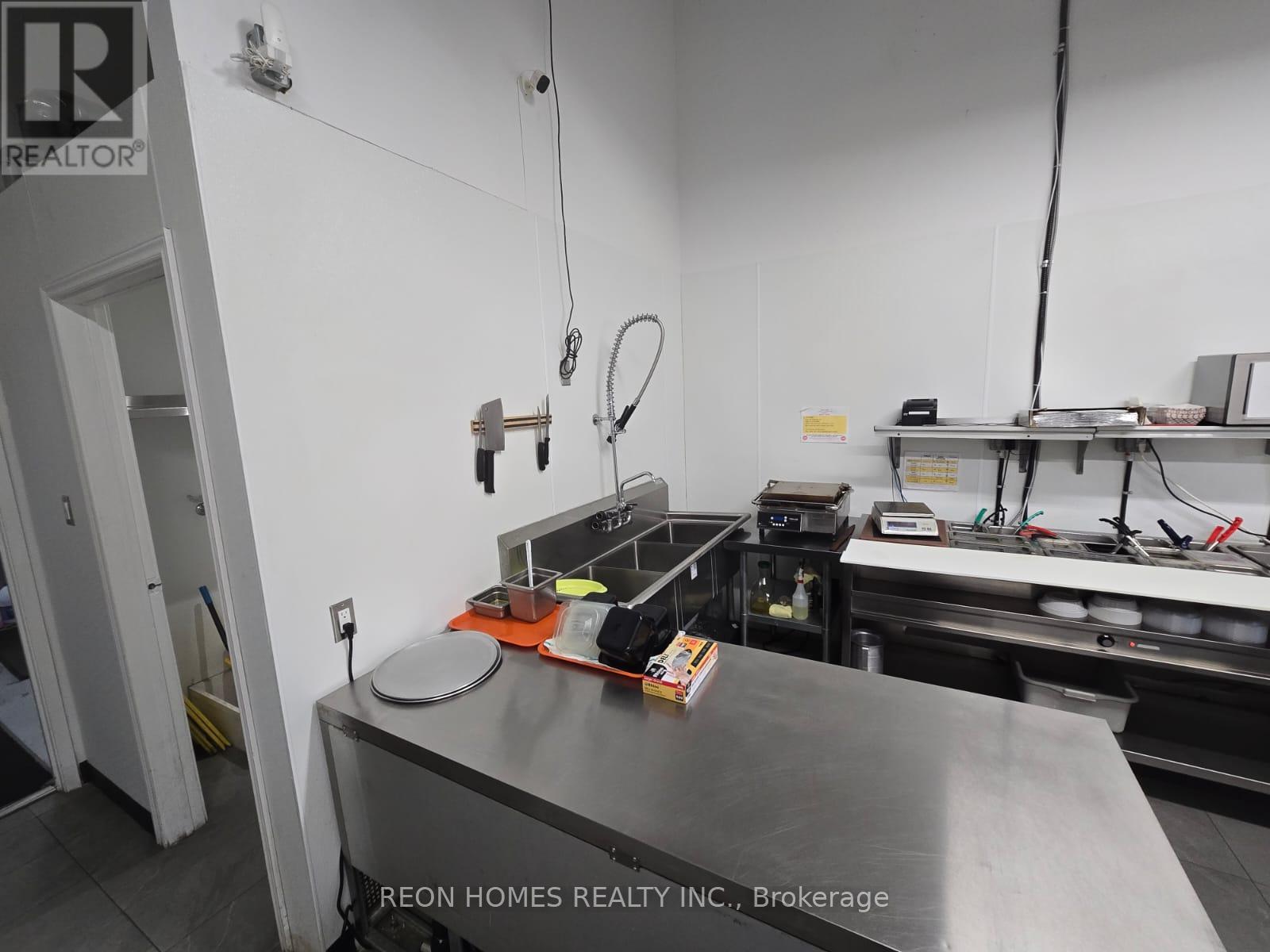 607 Kingston Road, Pickering, Ontario  L1V 3N7 - Photo 8 - E12977752