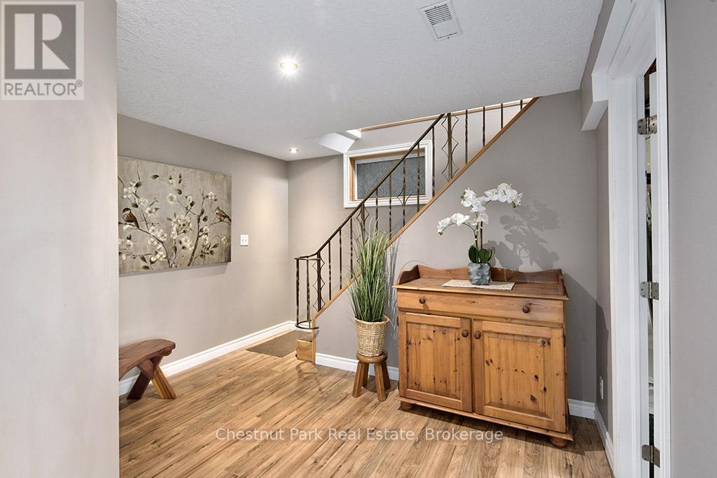 481 24th Street W, Owen Sound, Ontario  N4K 4H9 - Photo 23 - X12976974