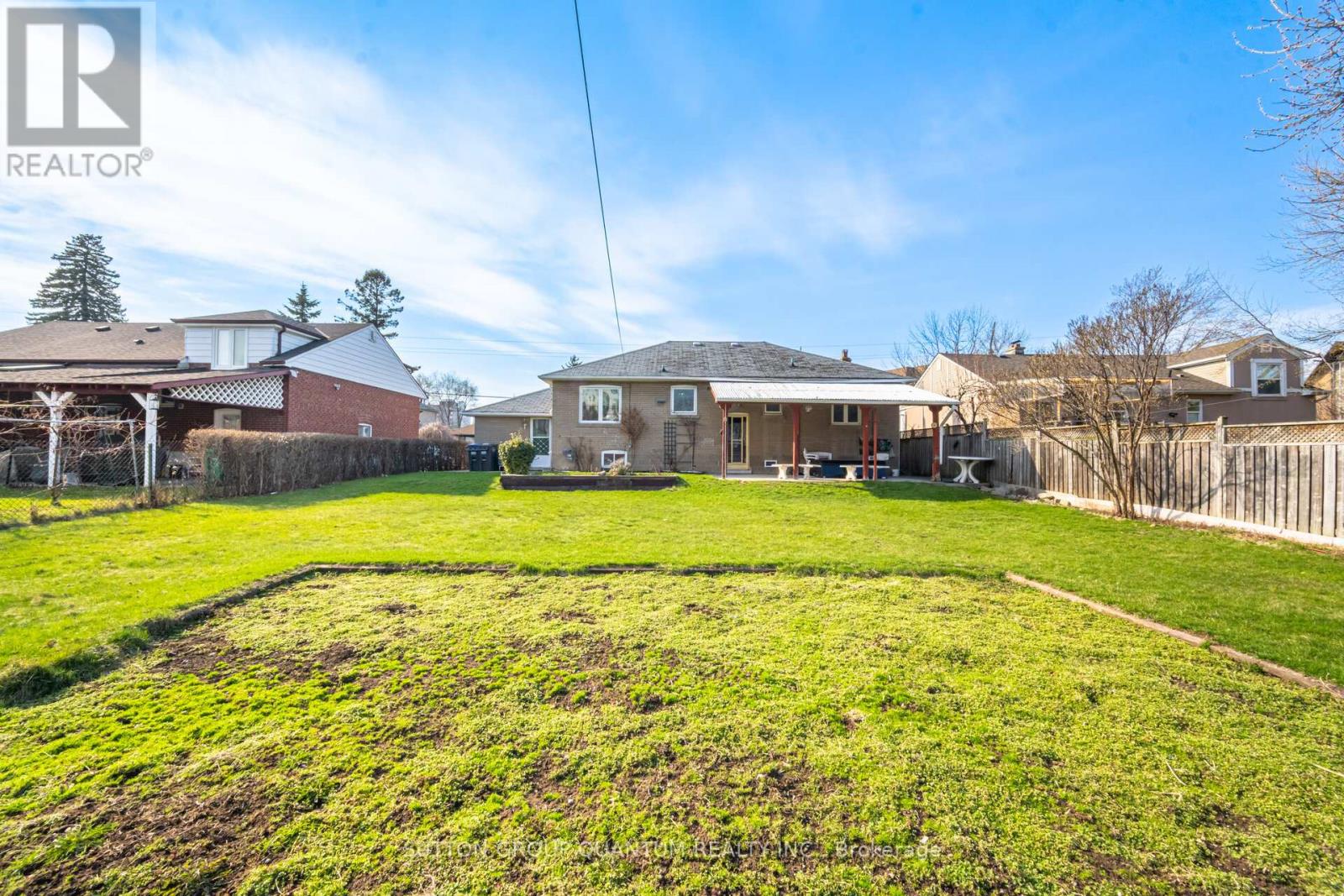 86 Dunbar Road, Mississauga, Ontario  L5B 1G4 - Photo 18 - W12977146