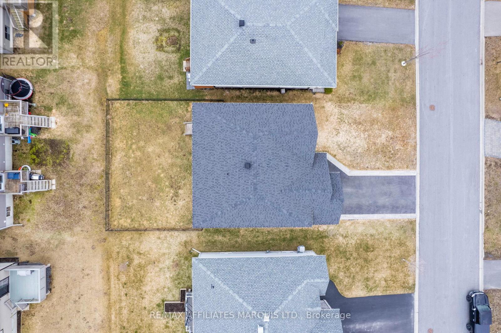 252 Eastport Drive, Cornwall, Ontario  K6H 0H1 - Photo 47 - X12969102