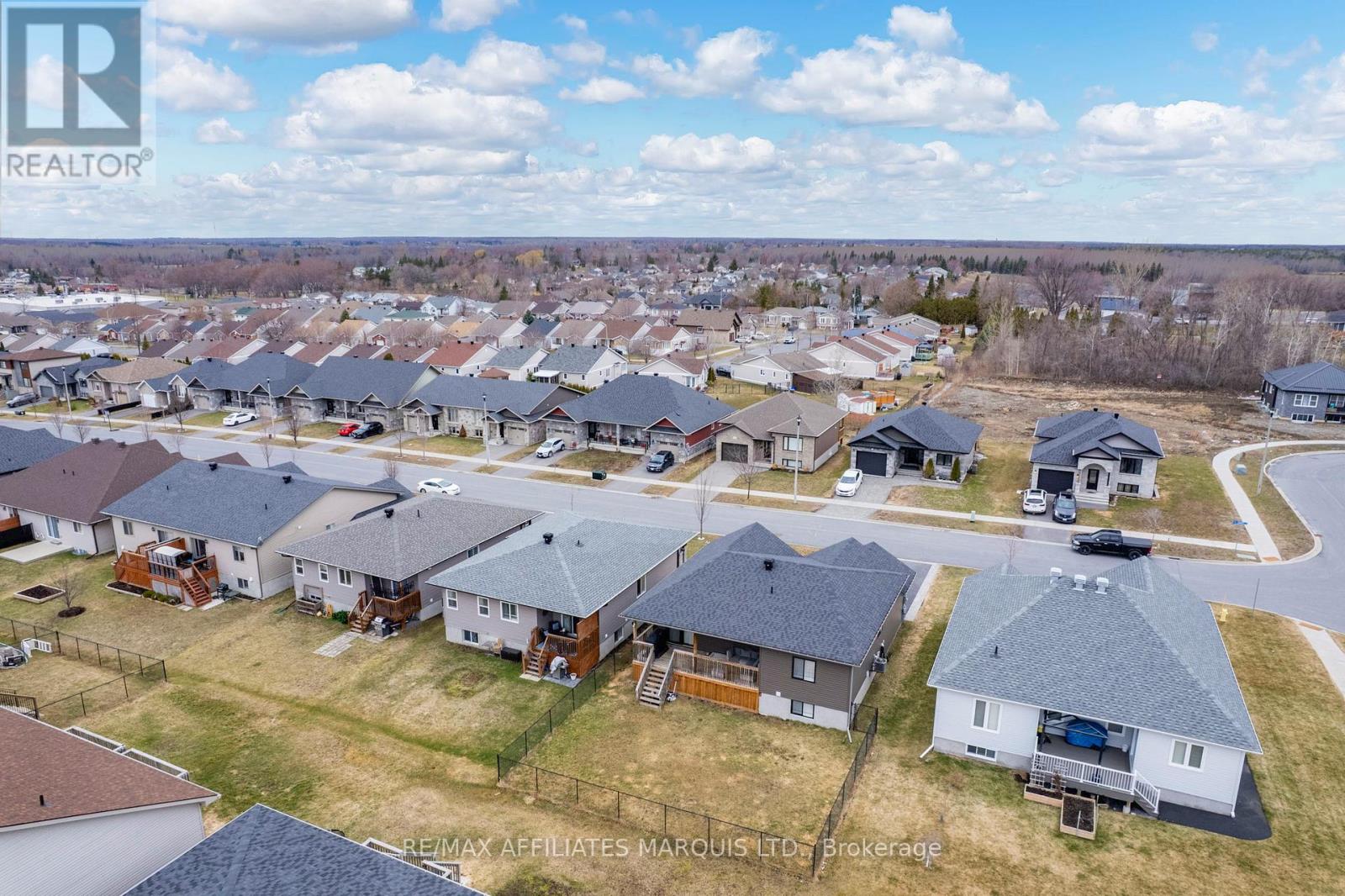 252 Eastport Drive, Cornwall, Ontario  K6H 0H1 - Photo 46 - X12969102