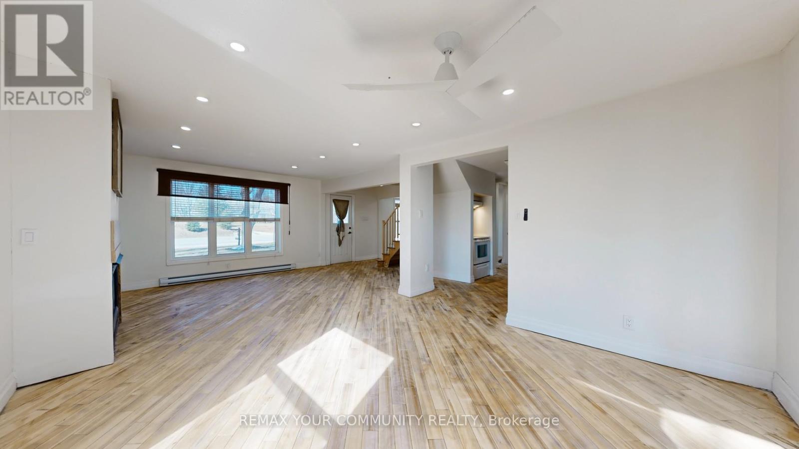 4219 Stouffville Road, Whitchurch-Stouffville, Ontario  L4A 3X5 - Photo 7 - N12977526