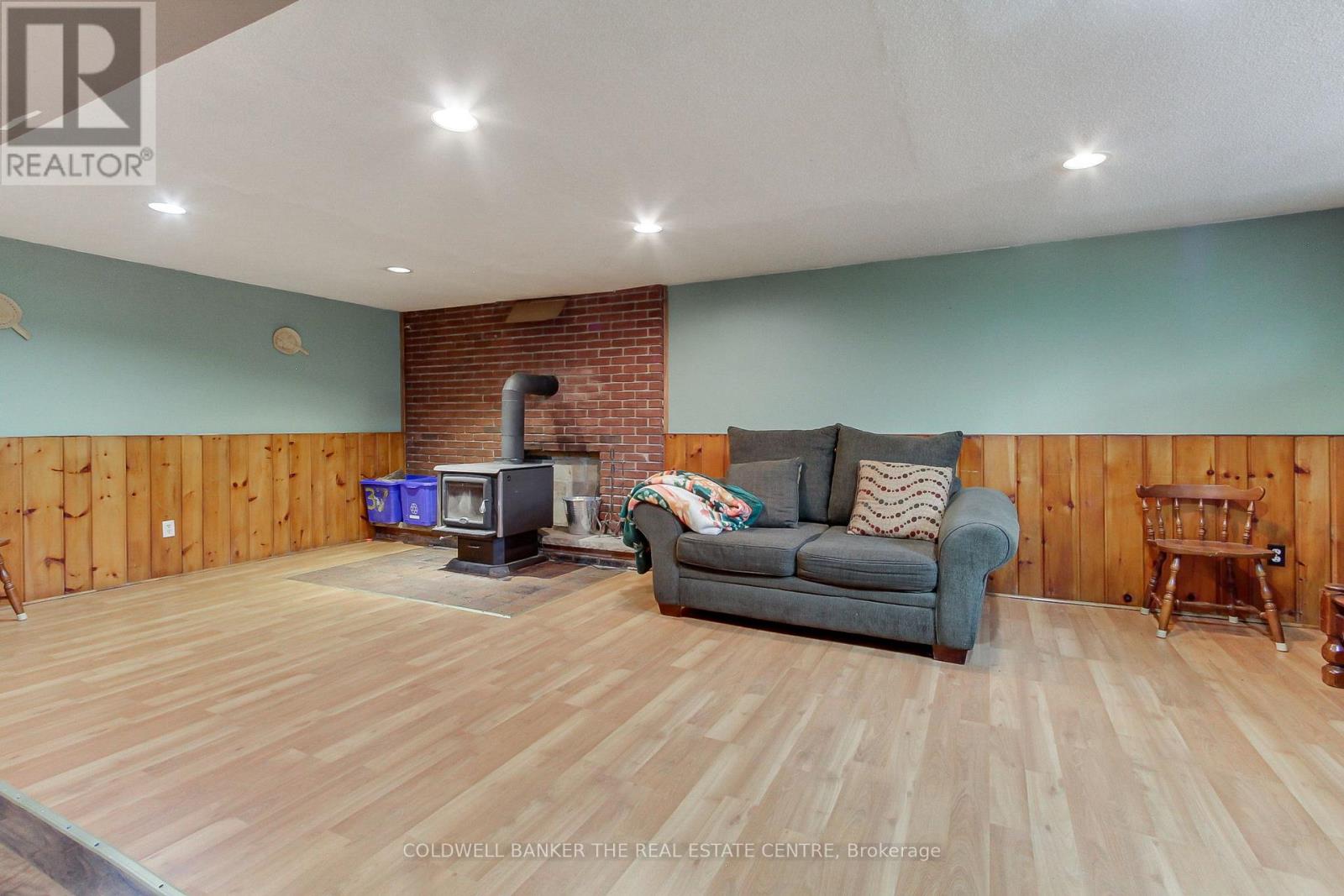 1324 Shore Acres (County Rd 3) Drive, Innisfil, Ontario  L0L 1R0 - Photo 22 - N12977560