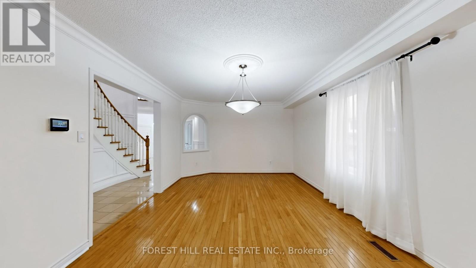 47 Edenbridge Drive, Vaughan, Ontario  L4J 7V1 - Photo 10 - N12977602