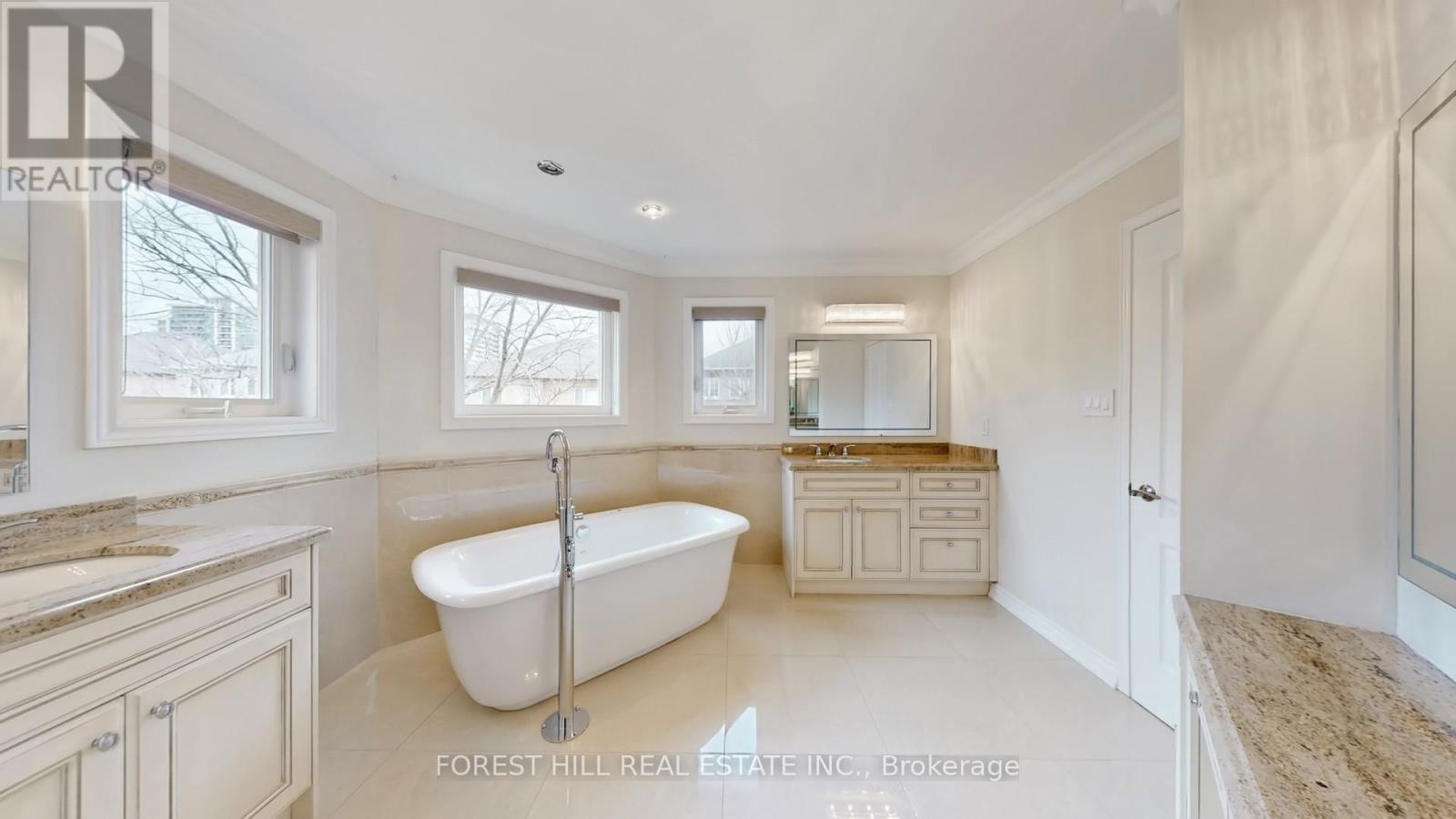 47 Edenbridge Drive, Vaughan, Ontario  L4J 7V1 - Photo 16 - N12977602