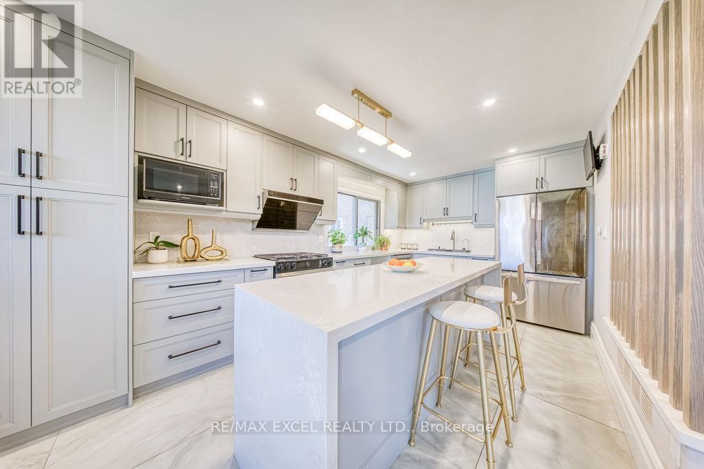 106 Upton Crescent, Markham, Ontario  L3R 3T4 - Photo 14 - N12977616