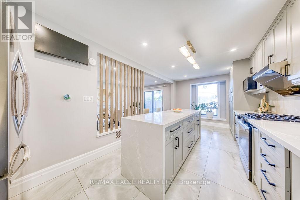 106 Upton Crescent, Markham, Ontario  L3R 3T4 - Photo 17 - N12977616