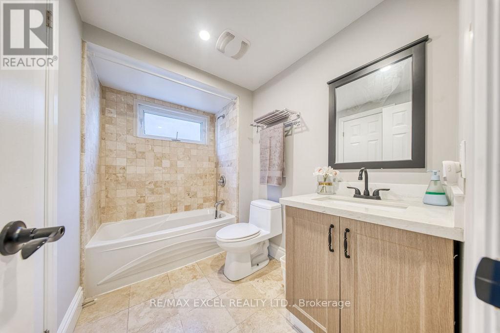 106 Upton Crescent, Markham, Ontario  L3R 3T4 - Photo 33 - N12977616