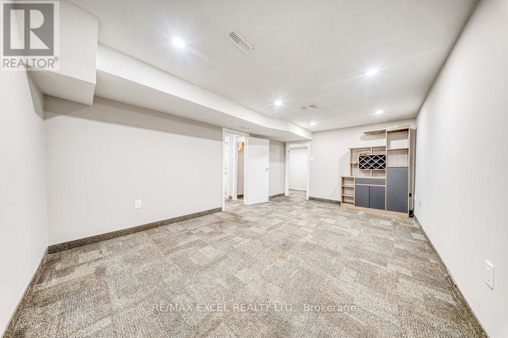 106 Upton Crescent, Markham, Ontario  L3R 3T4 - Photo 37 - N12977616