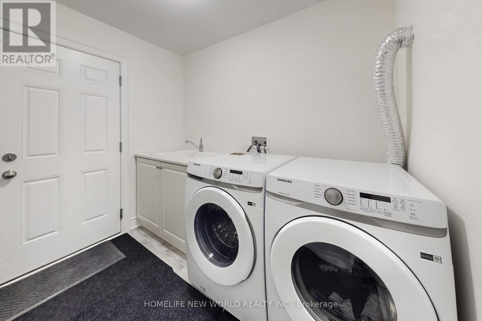 18 Bennington Road, Newmarket, Ontario  L3X 0M8 - Photo 32 - N12977642