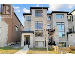 18 BENNINGTON ROAD, Newmarket, Ontario