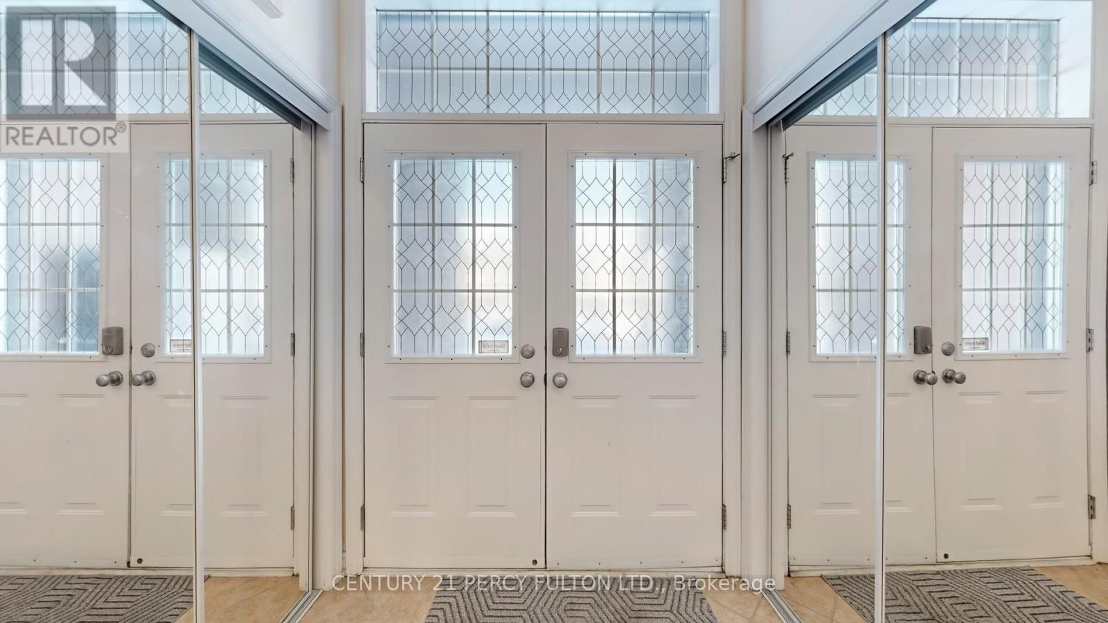 145 Silver Maple Road, Richmond Hill, Ontario  L4E 4Y8 - Photo 4 - N12977648