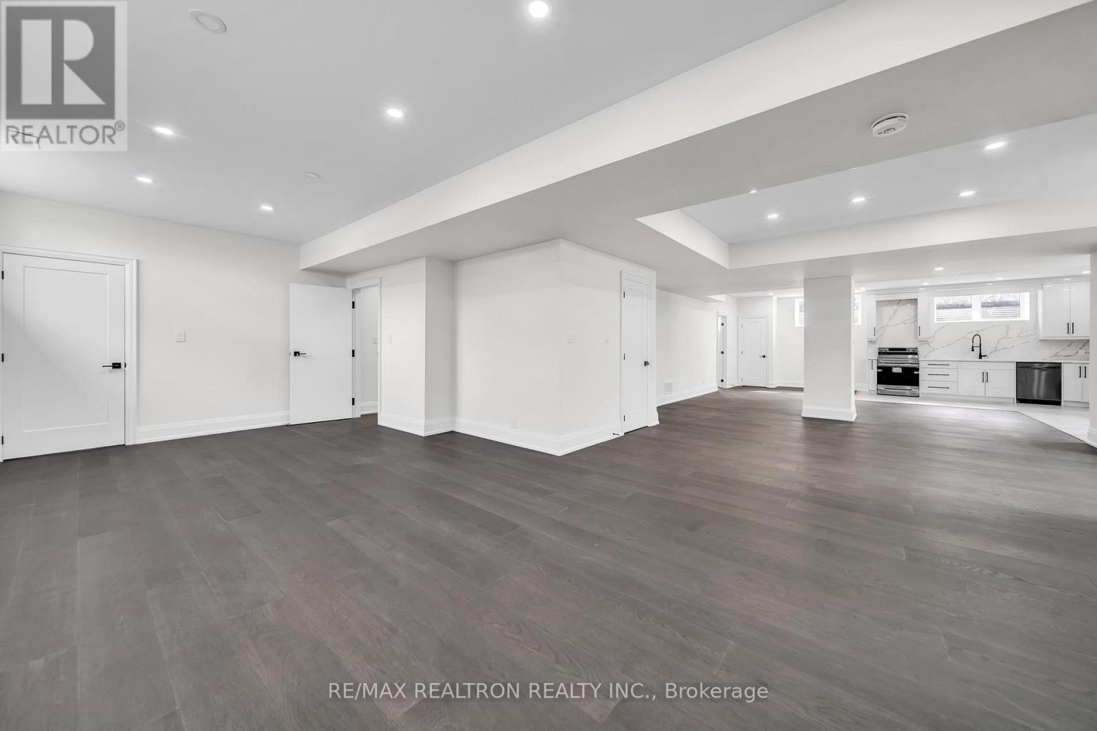 8698 6 Line, Essa, Ontario  L0M 1T0 - Photo 37 - N12977746