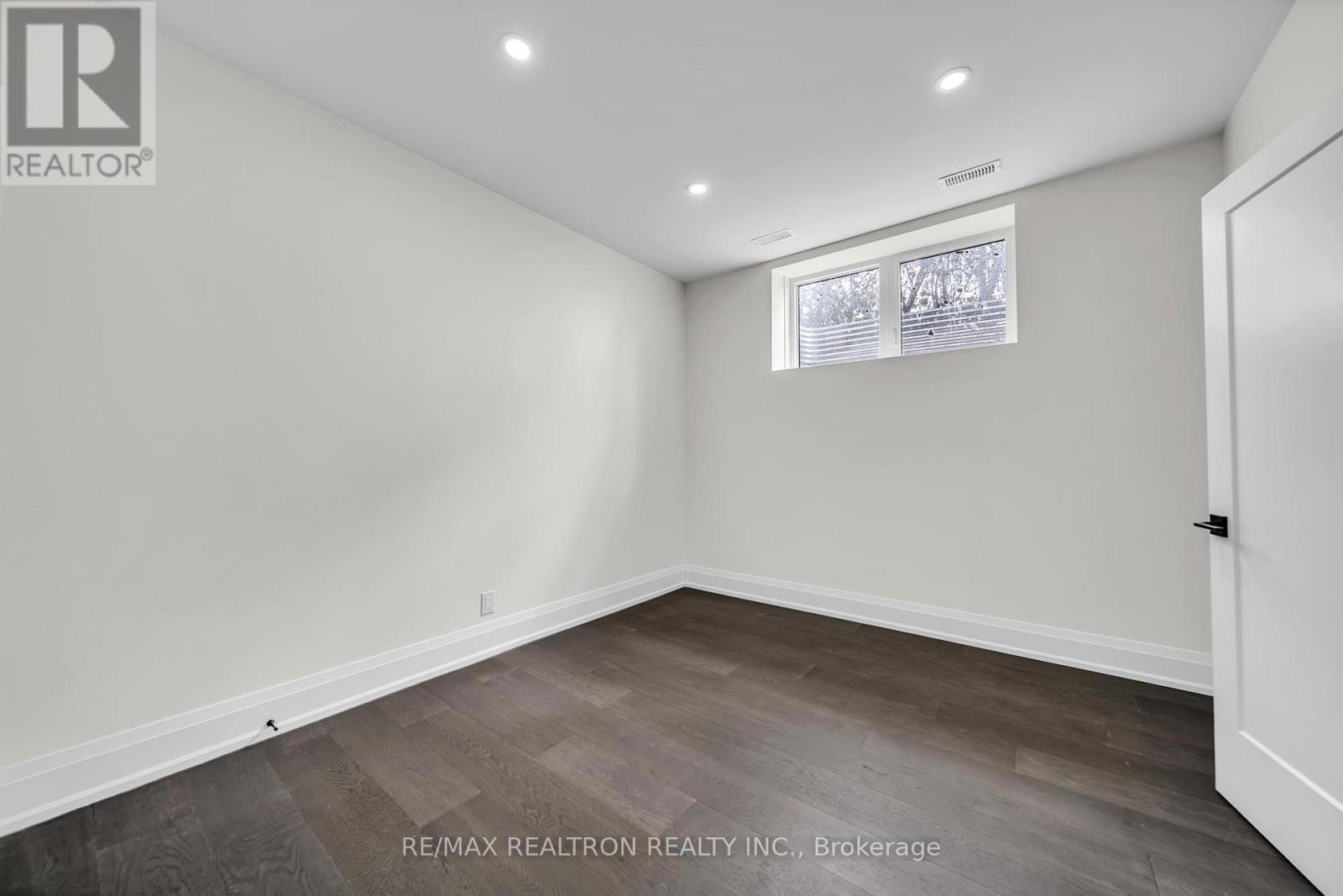 8698 6 Line, Essa, Ontario  L0M 1T0 - Photo 40 - N12977746