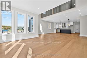 10 Magazine Street, Penetanguishene, Ontario  L9M 0W6 - Photo 12 - S12977568