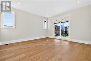 10 Magazine Street, Penetanguishene, Ontario  L9M 0W6 - Photo 16 - S12977568