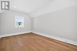 10 Magazine Street, Penetanguishene, Ontario  L9M 0W6 - Photo 26 - S12977568