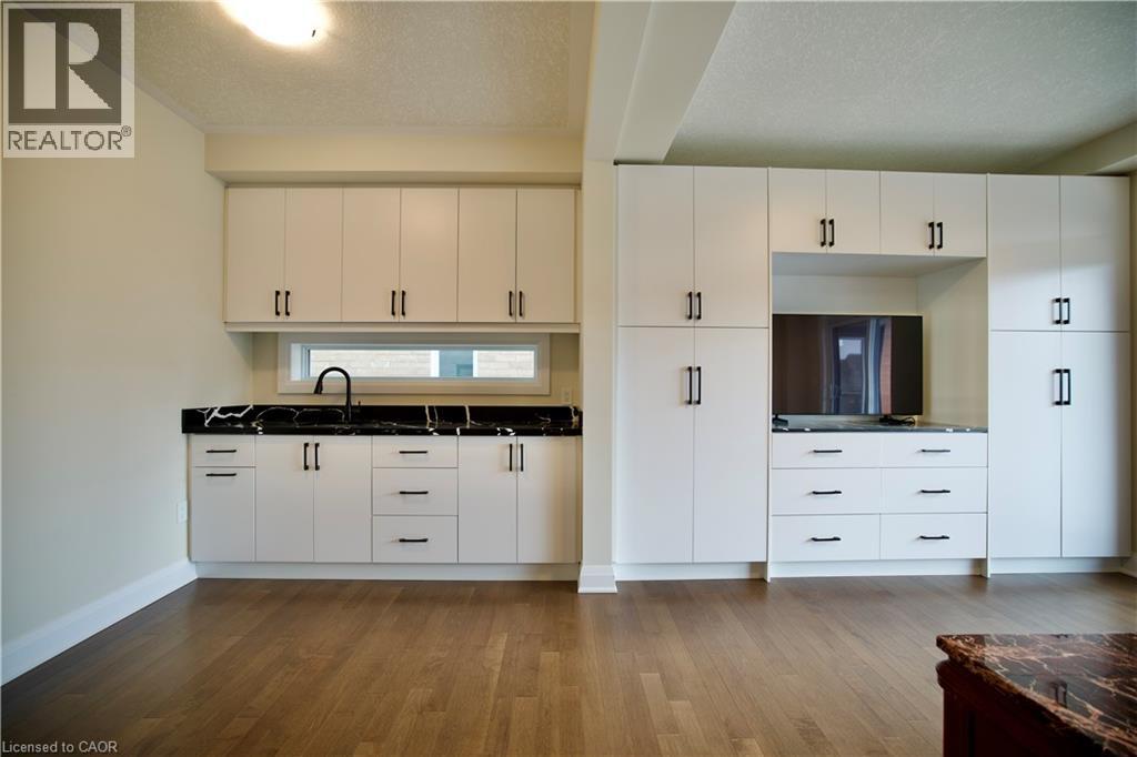 559 Balsam Poplar Street, Waterloo, Ontario  N2V 0H8 - Photo 16 - 40819106