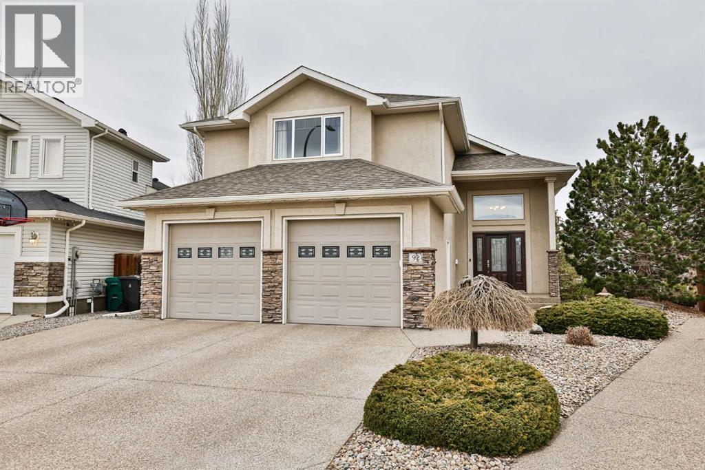 92 Heritage Circle W, Lethbridge, Alberta  T1K 7T3 - Photo 1 - A2293867