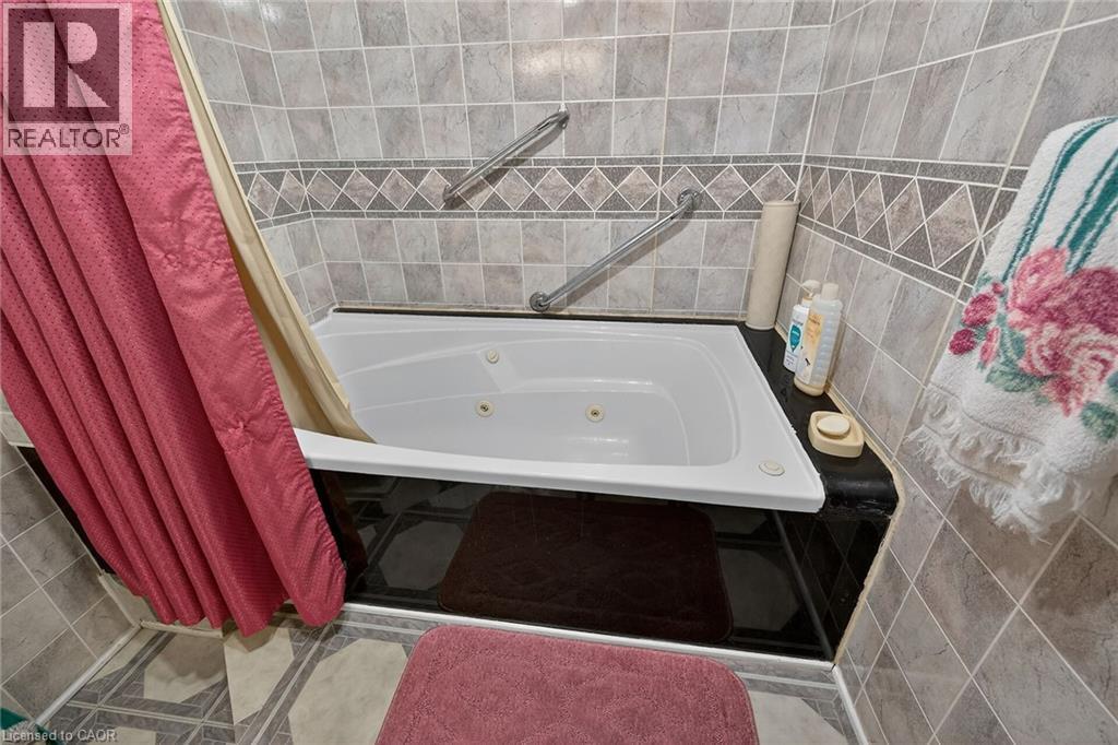 814 Cedar Street, Dunnville, Ontario  N1A 2K2 - Photo 40 - 40810266