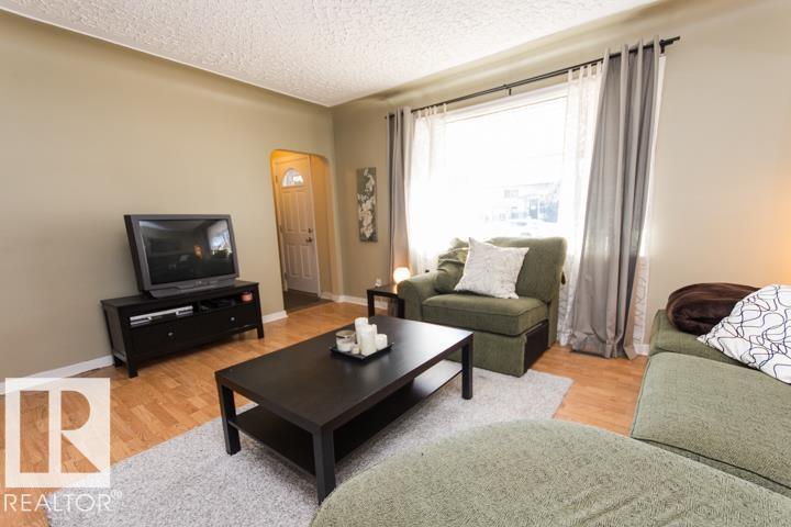 10806 64 Av Nw, Edmonton, Alberta  T6H 1T2 - Photo 5 - E4480939
