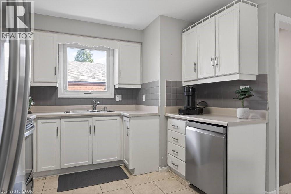 39 Trenholme Crescent, Hamilton, Ontario  L8W 2L4 - Photo 13 - 40817529