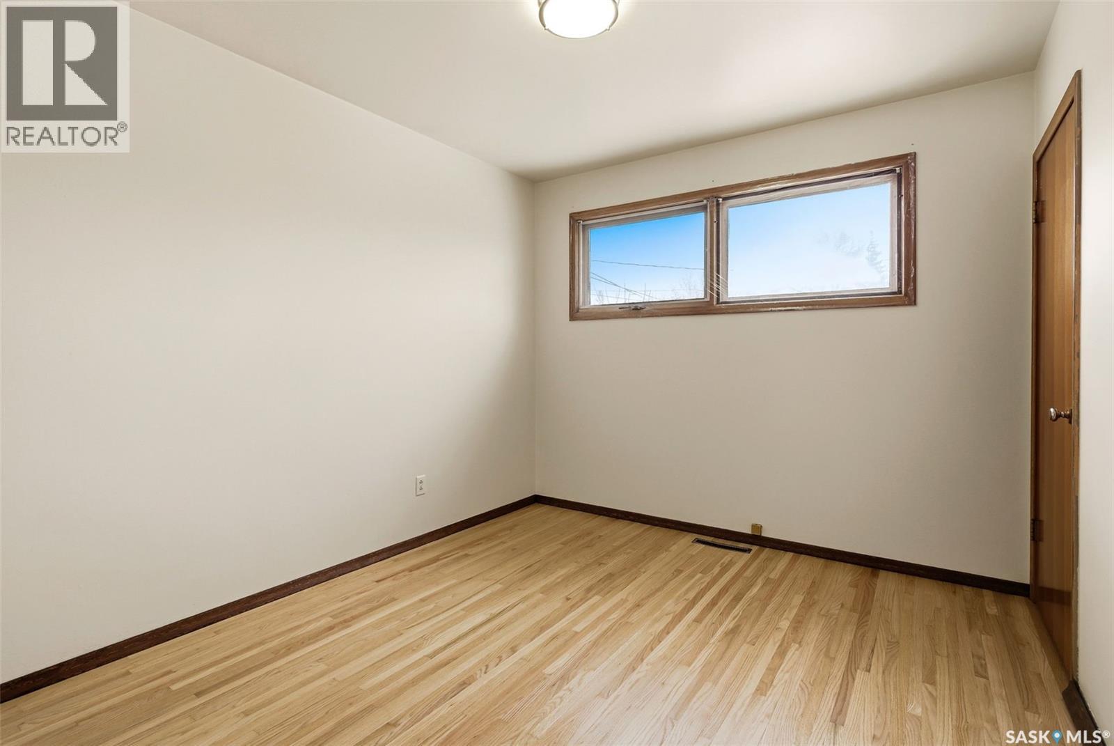 2145 Lindsay Street, Regina, Saskatchewan  S4N 3C1 - Photo 13 - SK032476