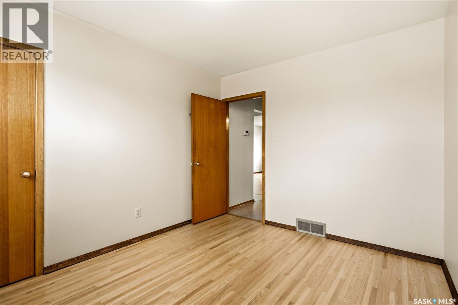 2145 Lindsay Street, Regina, Saskatchewan  S4N 3C1 - Photo 14 - SK032476