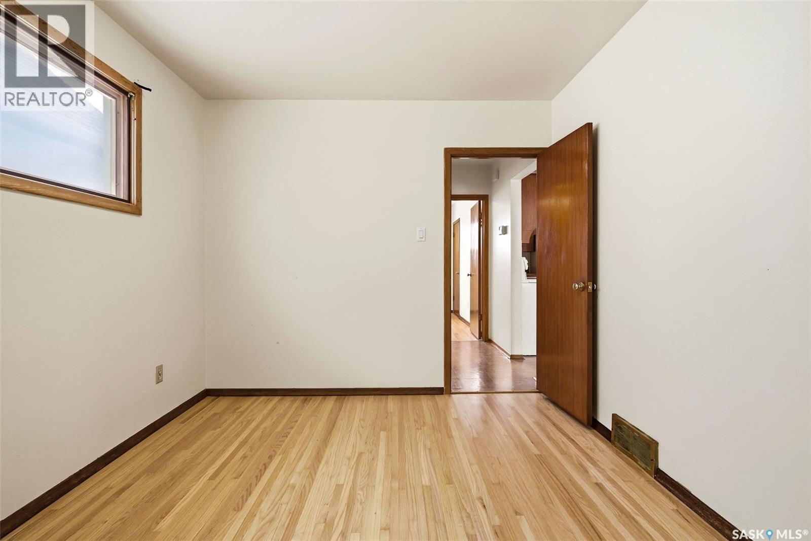 2145 Lindsay Street, Regina, Saskatchewan  S4N 3C1 - Photo 17 - SK032476